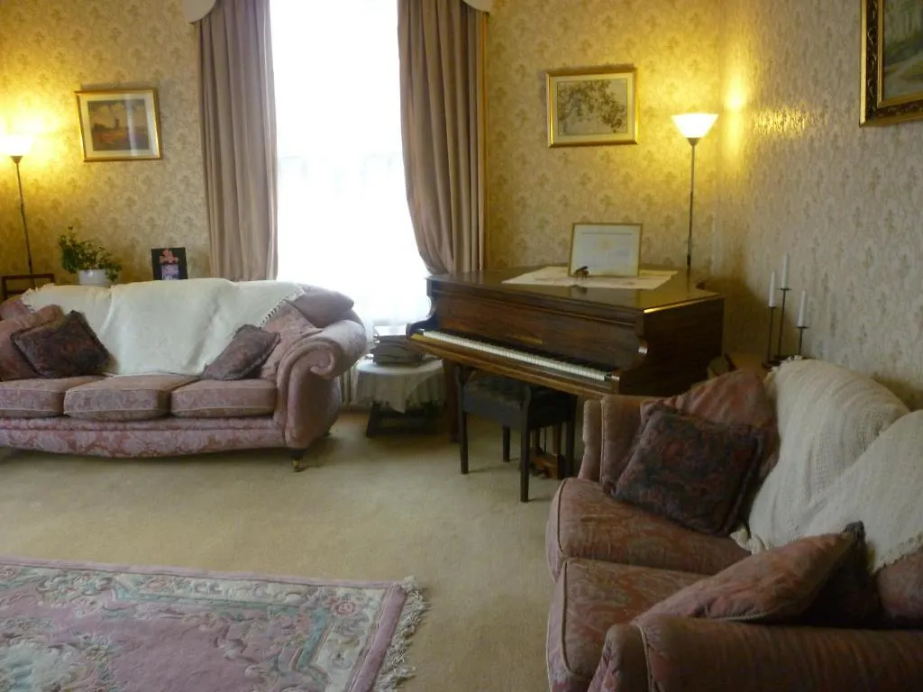 Holly Lodge York